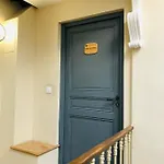 Autour Du Chateau Apartamento *